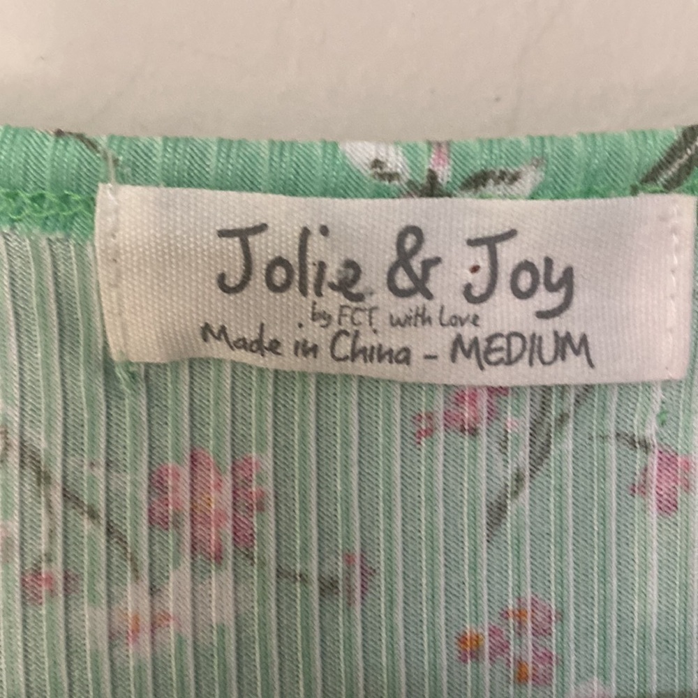 Short sleeve crop top green with flowers - Picture 4 of 9